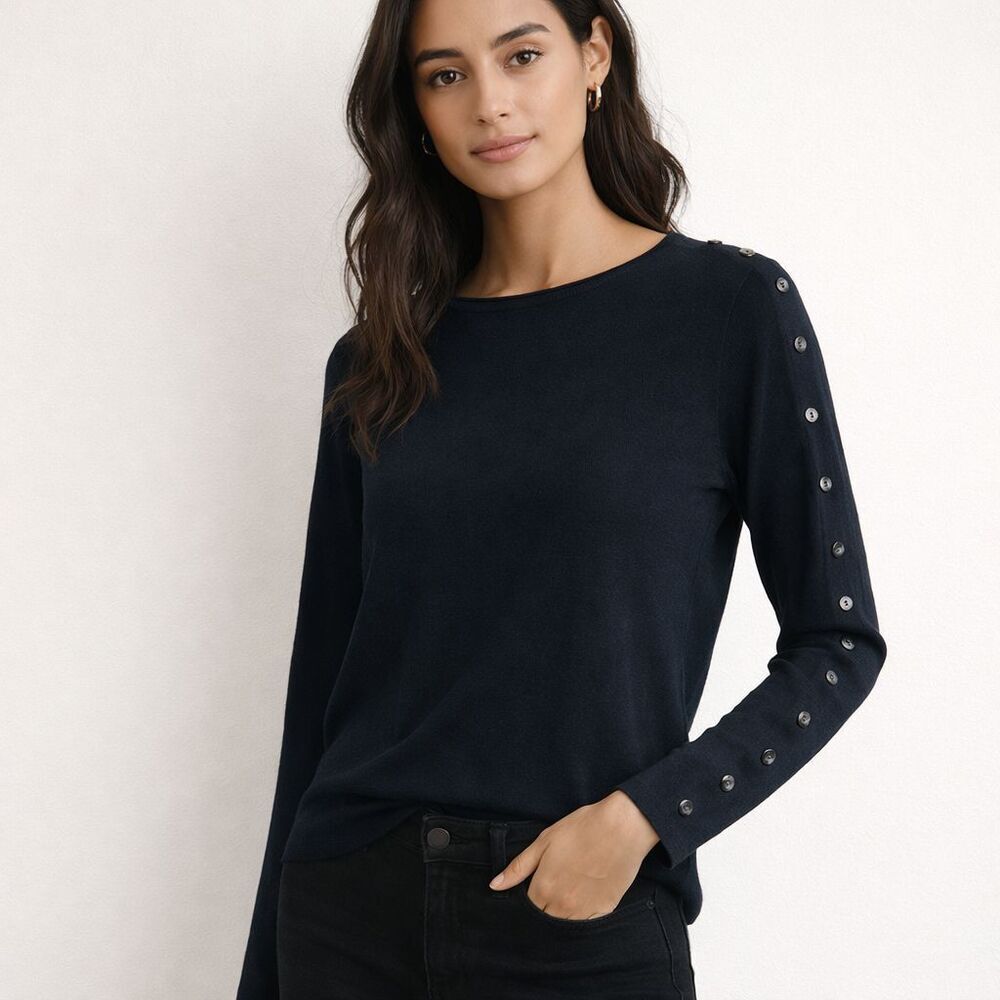 One Girl Who Women Sweater L Black Long Sleeve Button Accent Classic Knit Top R